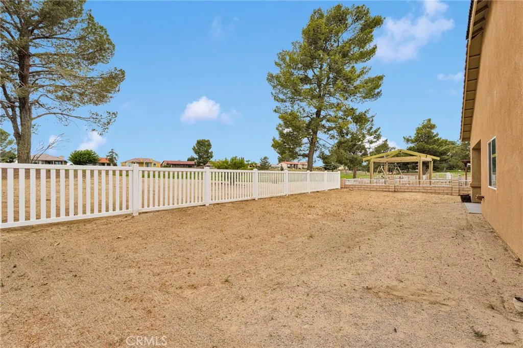 Additional image 88 of 27354 Strawberry Ln, Helendale, CA 92342