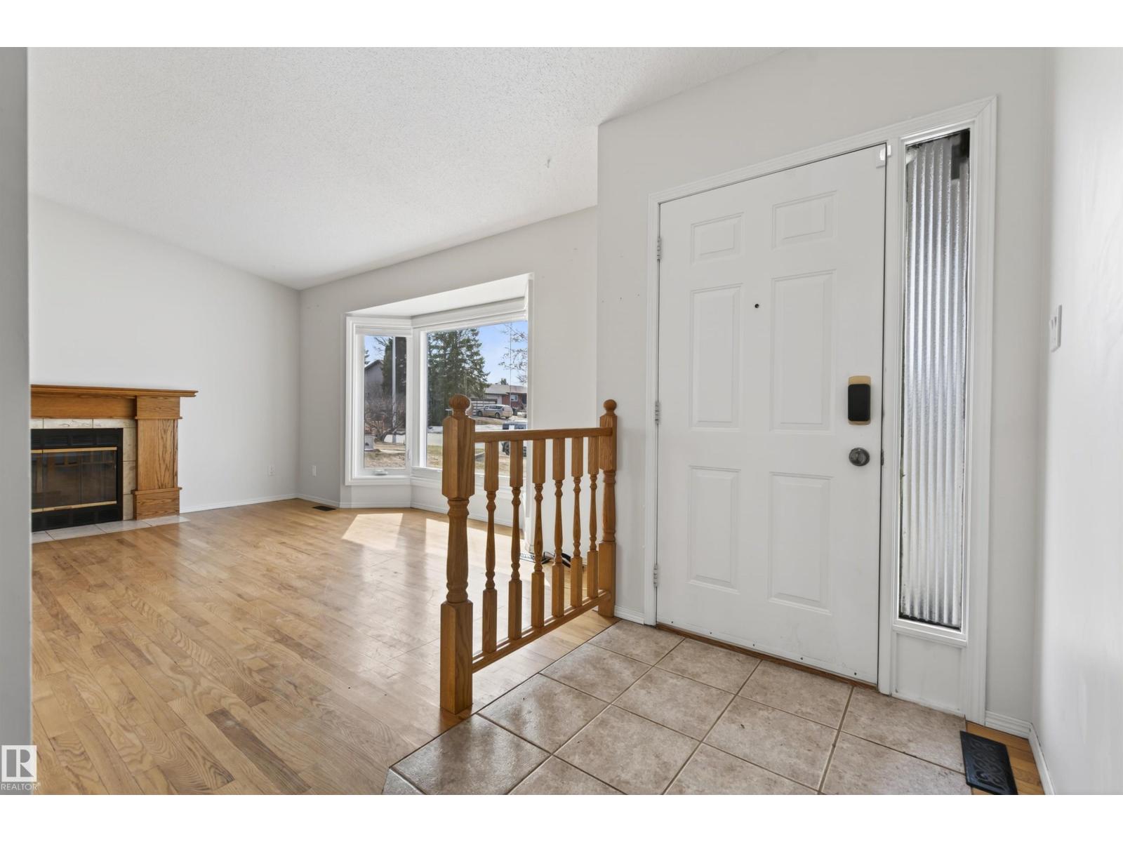 Additional image 3 of 206 20 Street, Cold Lake, AB, T9M1E2