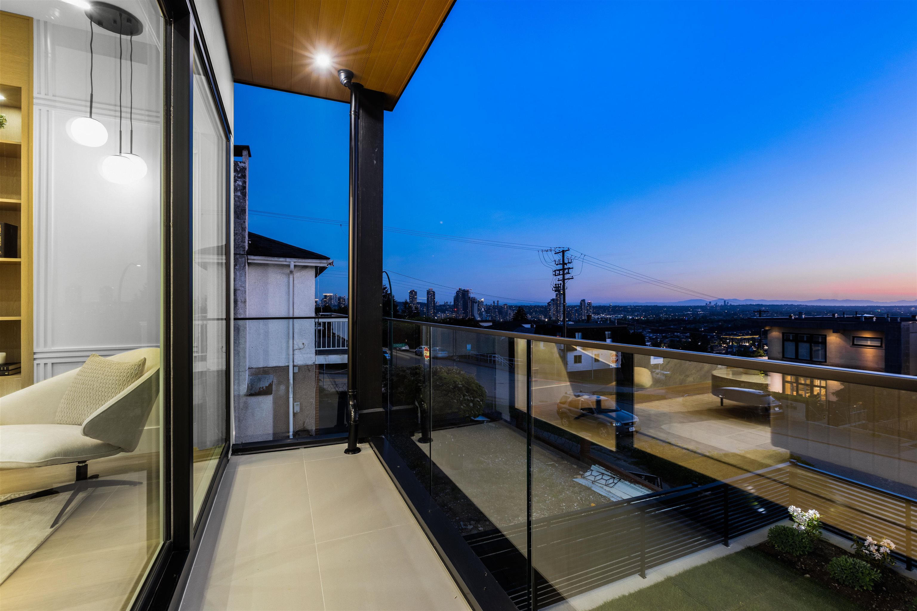 Additional image 3 of 1-10 Hythe Avenue N, Burnaby, BC, V5B 1G4
