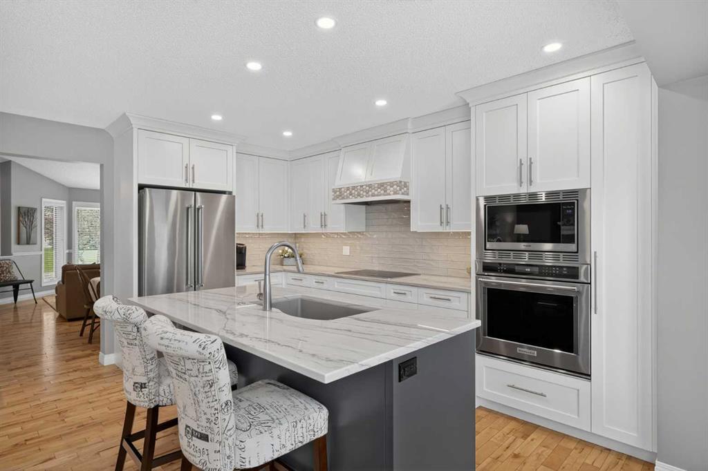 Additional image 3 of 3513 Douglas Woods Heights SE, Calgary, AB, T2Z 2E9
