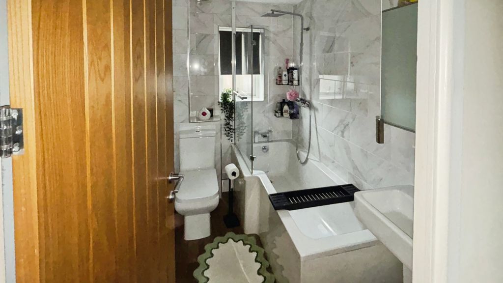 Additional image 3 of 2 bed semi-detached house to rentHeol Yr Eglwys, Bridgend CF32