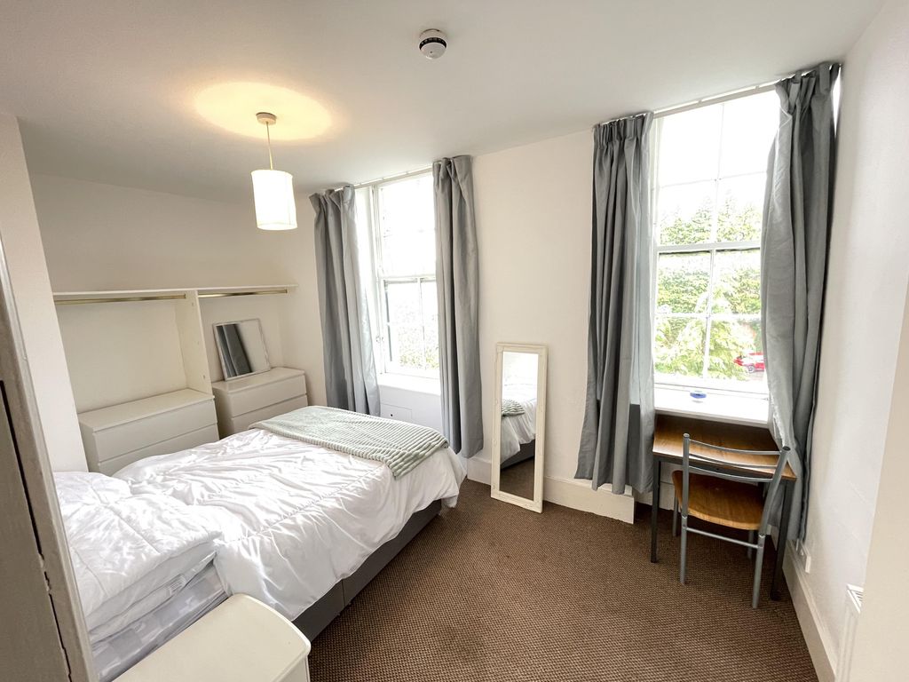 Additional image 5 of 4 bed flat to rent61A 3/R Perth Road, Dundee DD1