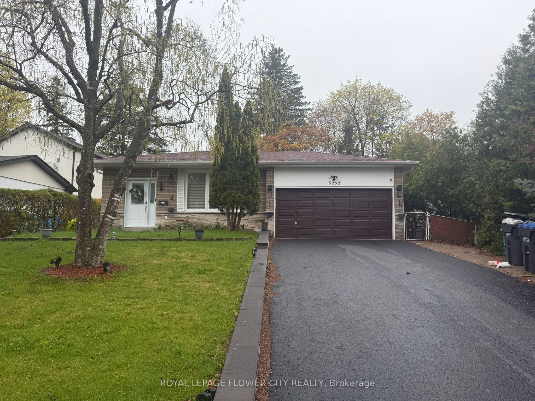 3252 Flanagan Crescent, Mississauga, ON, L5C 2M5