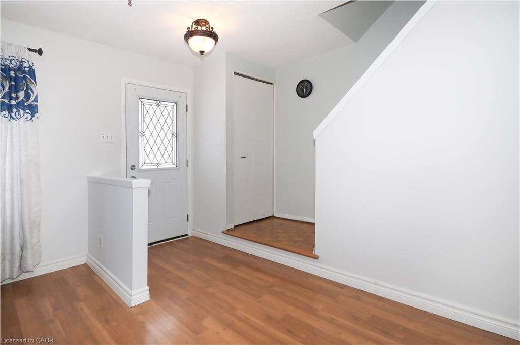 Additional image 3 of 10 Balfour Crescent, Kitchener, ON, N2C 1Z5