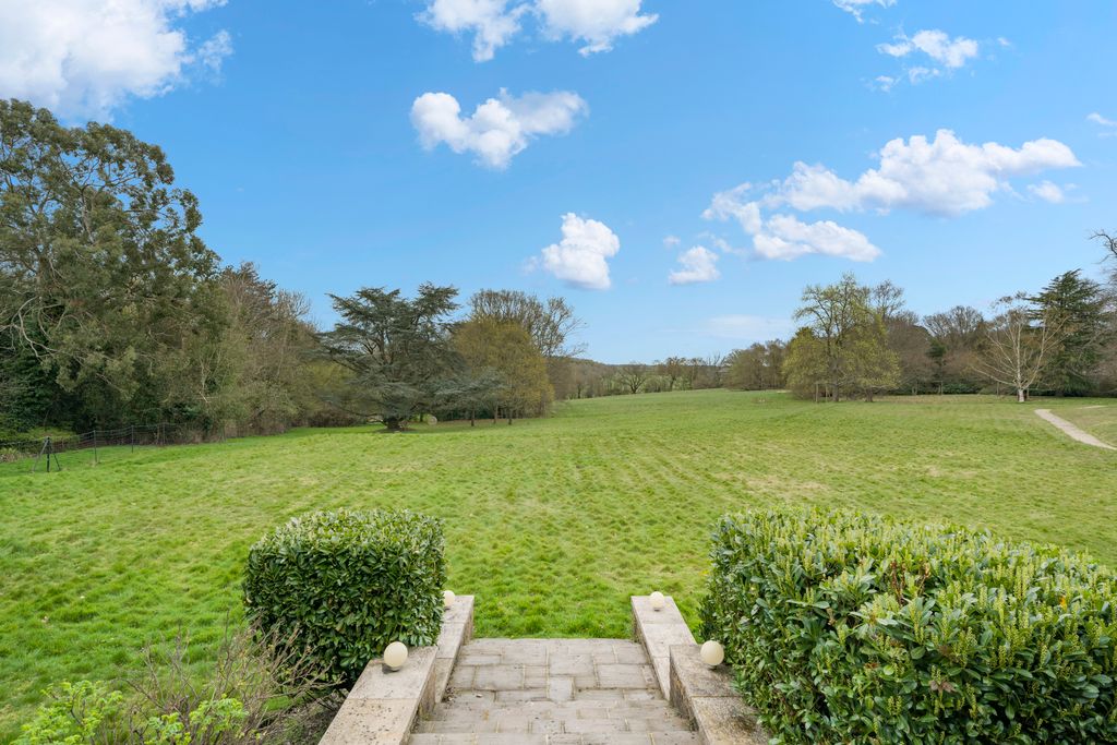 Additional image 21 of 9 bed property for saleHadley, Hadley, Barnet EN5