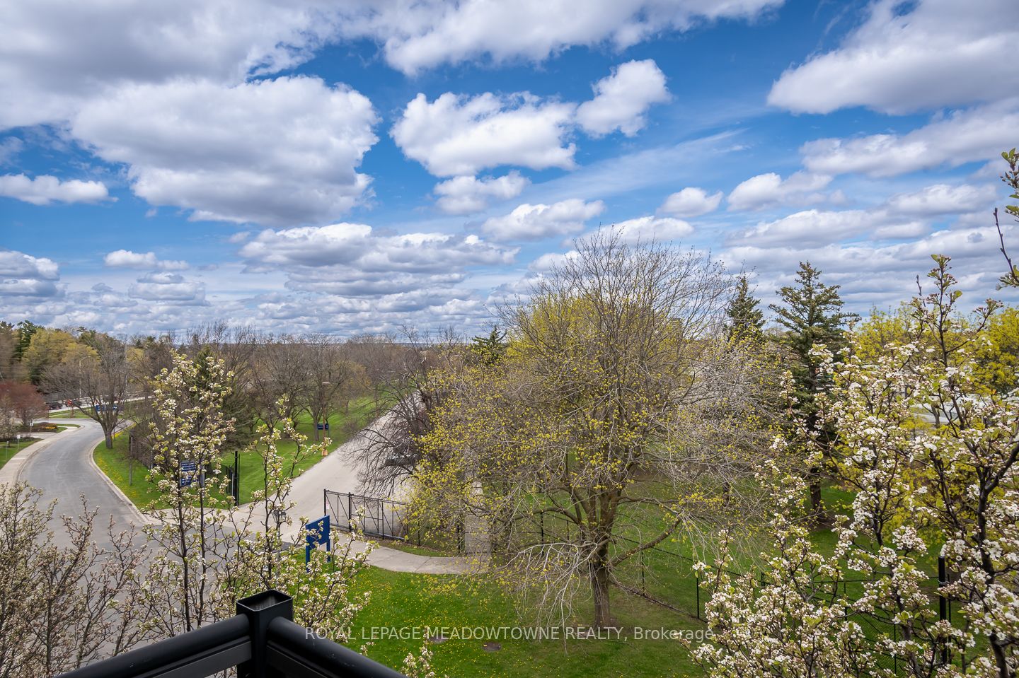 408-443 Centennial Forest Drive, Milton, ON, L9T 6A1 photo 5