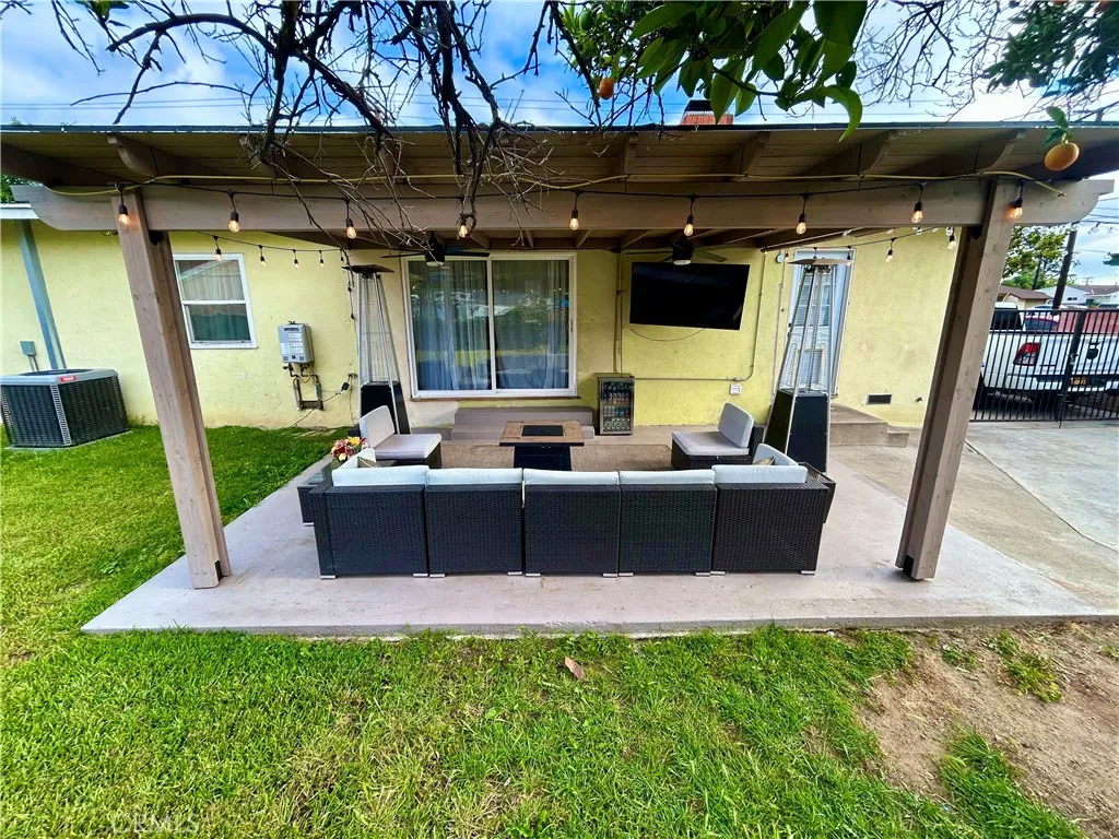Additional image 25 of 205 E Cypress St, Covina, CA 91723
