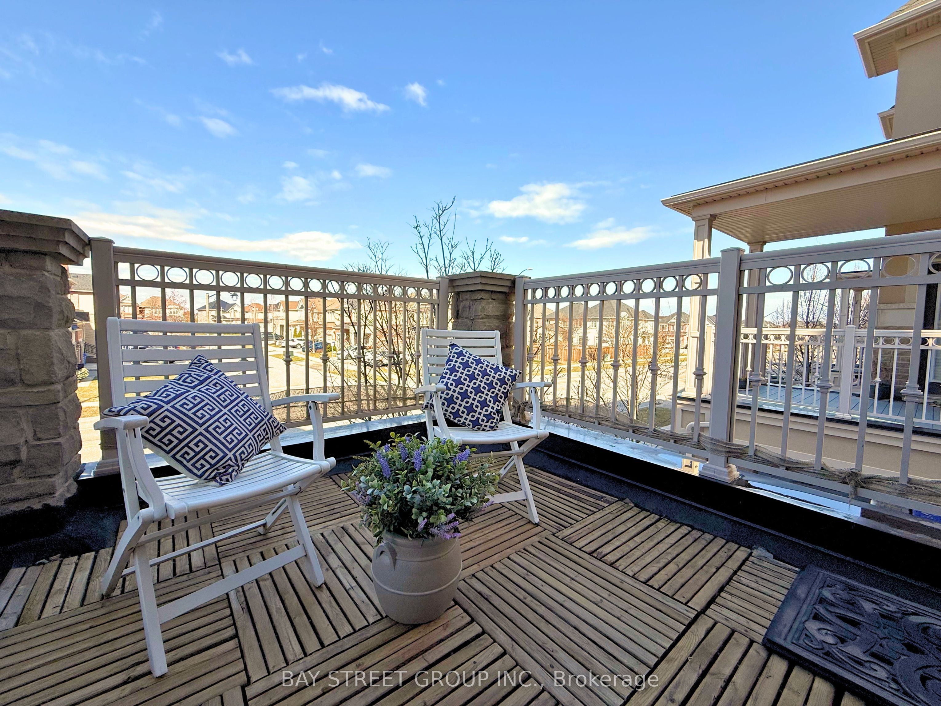 2564 Grand Oak Trail, Oakville, ON, L6M 0S4