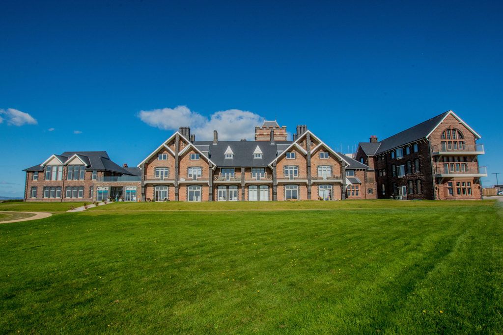 Additional image 2 of 2 bed flat for saleThe Rest, Rest Bay, Porthcawl CF36