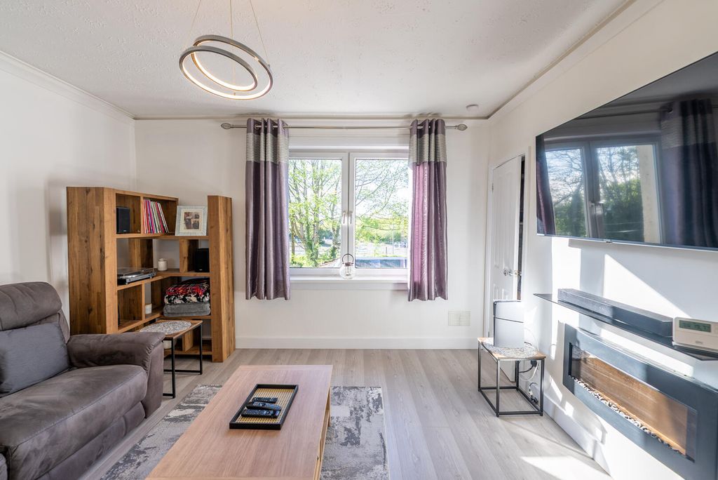 Additional image 8 of 2 bed flat for saleHillrigg Avenue, Airdrie ML6