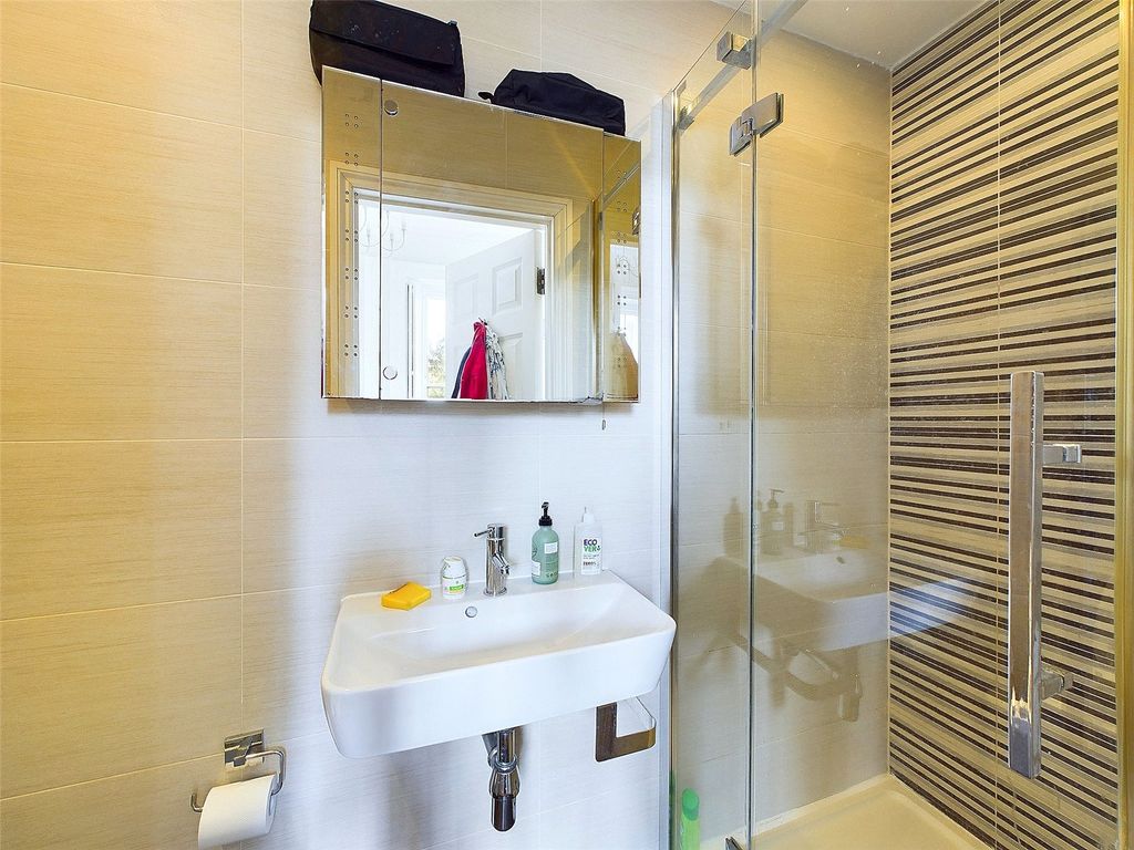 Additional image 10 of 2 bed flat to rentPortland Terrace, Richmond TW9
