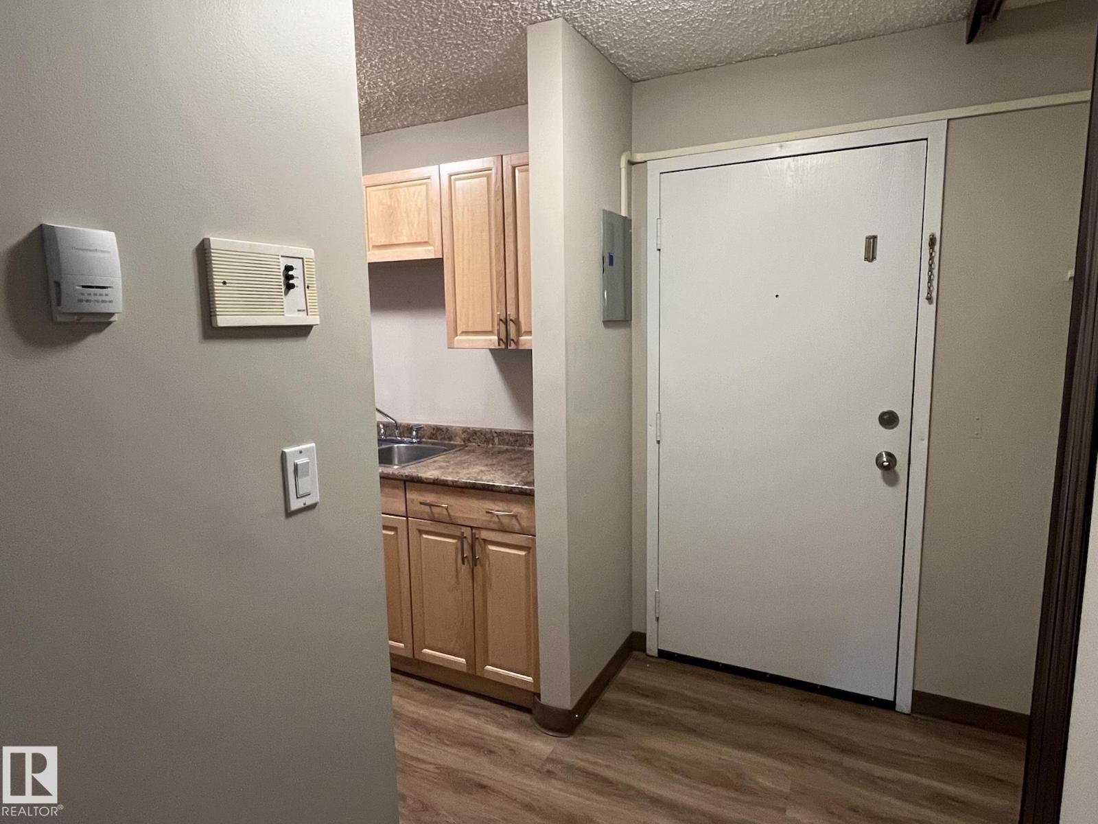 Additional image 3 of 205-51 Brown Street, Stony Plain, AB, T7Z1P2