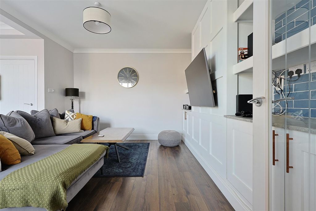 Additional image 9 of 2 bed flat for saleBenfield Road, North Heaton, Newcastle Upon Tyne NE6