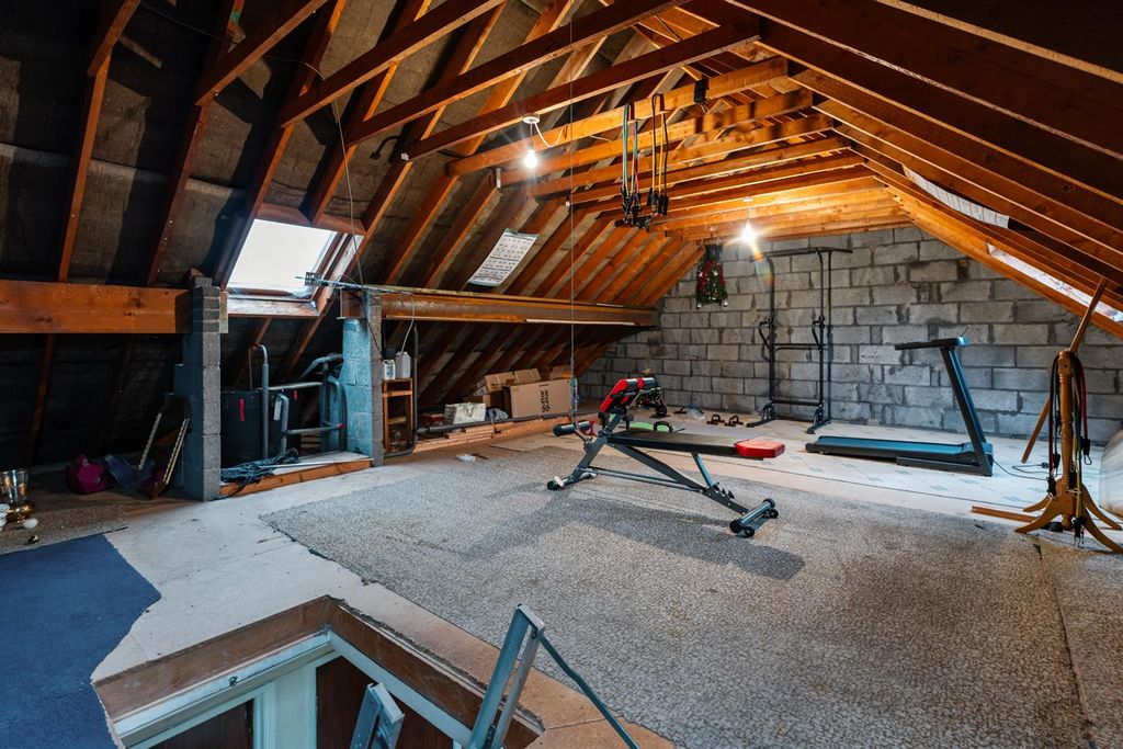 Additional image 12 of 2 bed property for sale10 Oakland Grove, Ballynahinch BT24