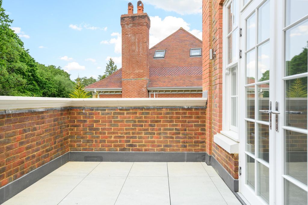 Additional image 8 of 2 bed flat to rentLondon Road, Sunningdale SL5