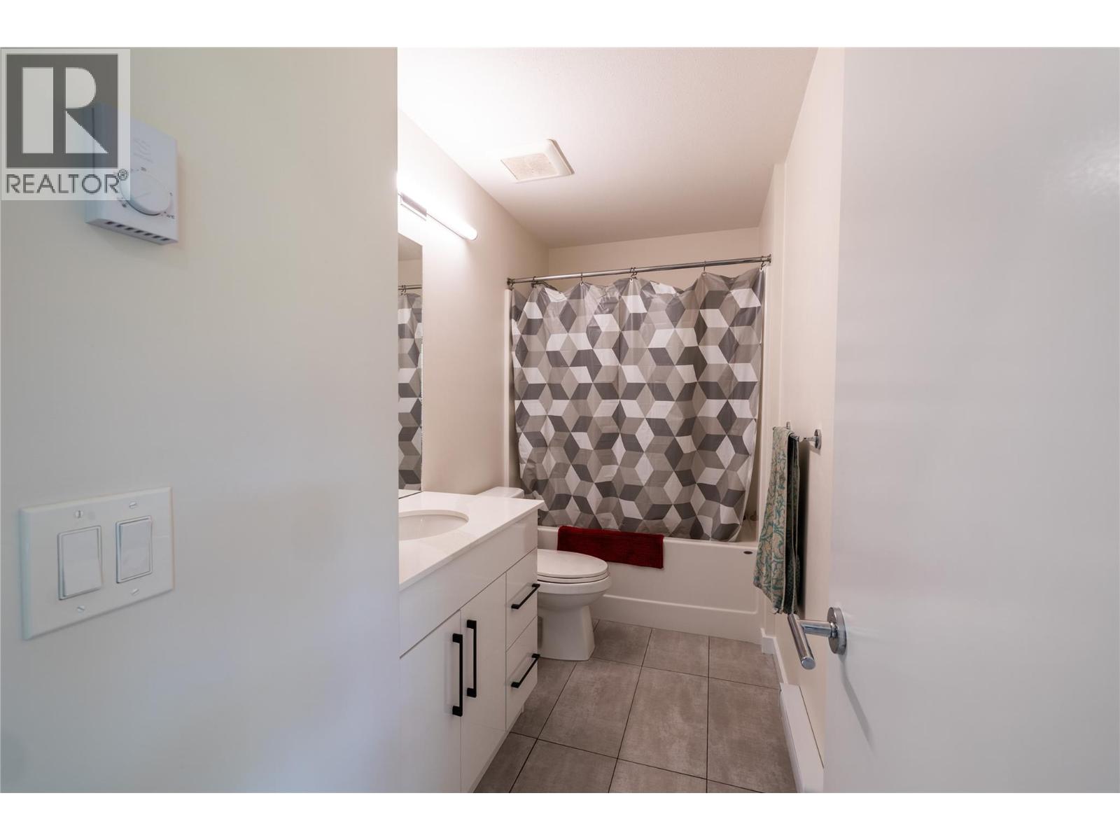 Additional image 5 of 107-1880 Hugh Allan Drive, Kamloops, BC, V1S0E8