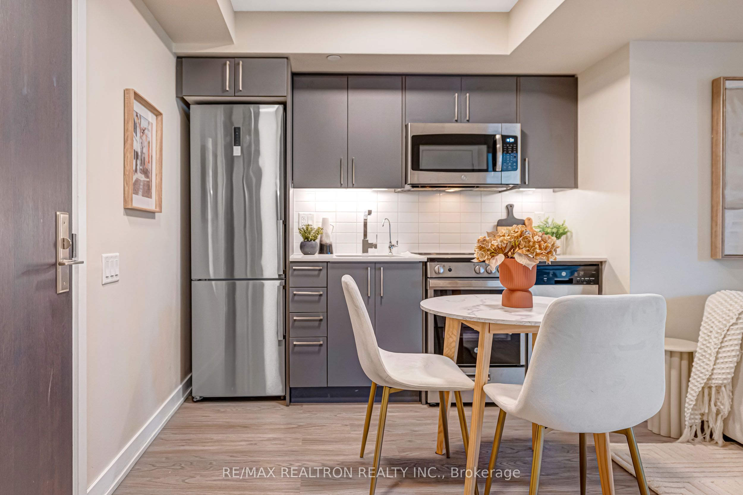 Additional image 5 of 501-38 Monte Kwinter Court, Toronto, ON, M3H 0E2