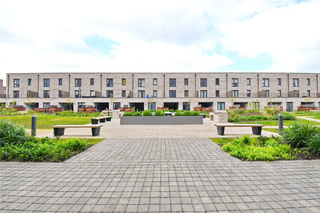 Additional image 16 of 2 bed flat to rentRunway Avenue, Patchway, Bristol, Gloucestershire BS34