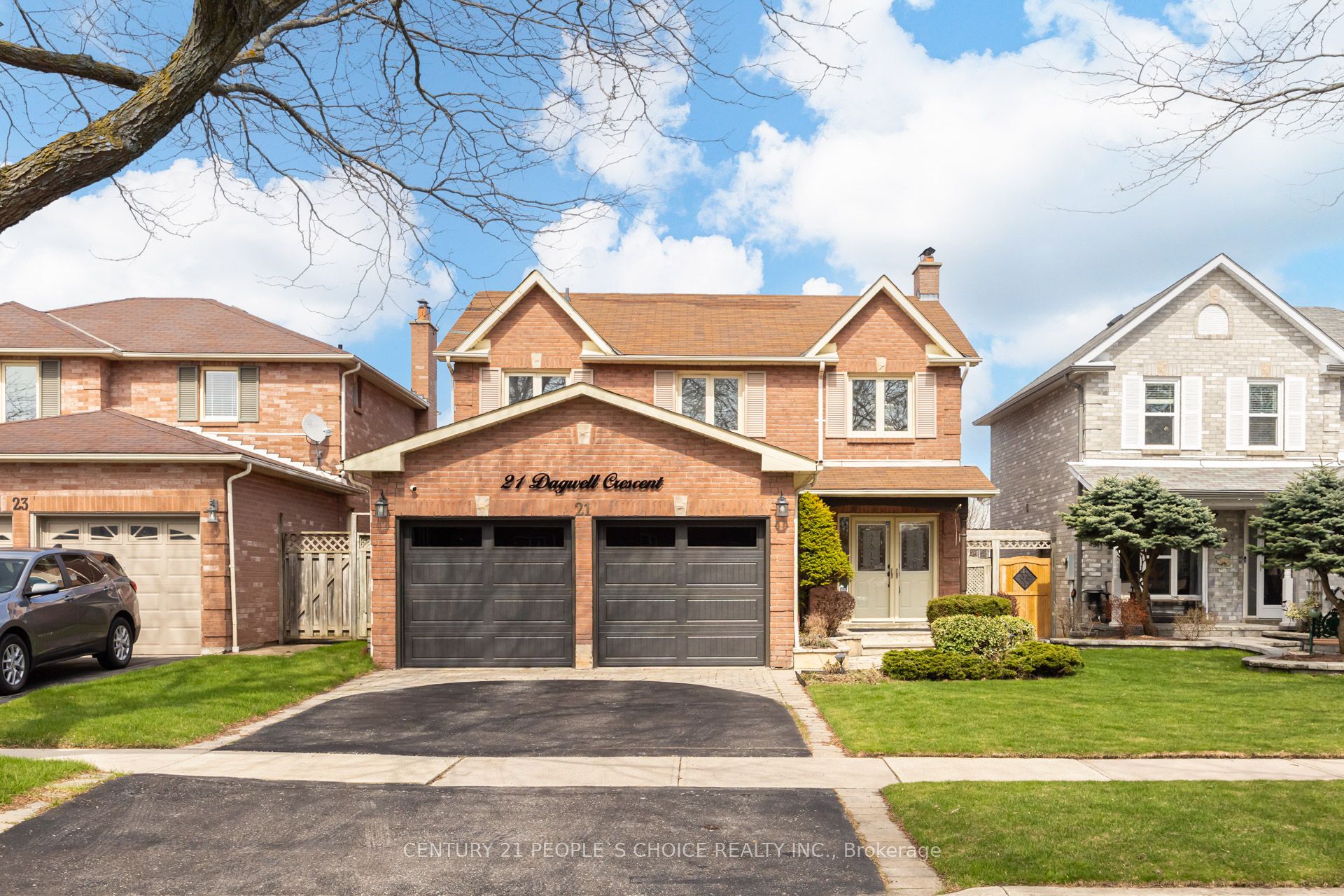 21 Dagwell Crescent, Ajax, ON, L1T 3M8