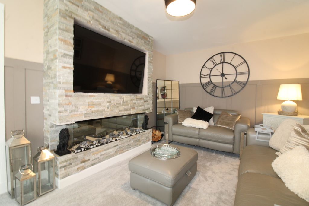Additional image 4 of 6 bed property to rentKilmelford Drive, Bishopton PA7