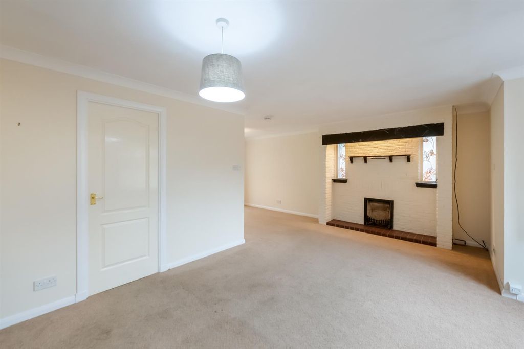 Additional image 10 of 3 bed detached bungalow for sale18 Ashley Avenue, Dollar FK14