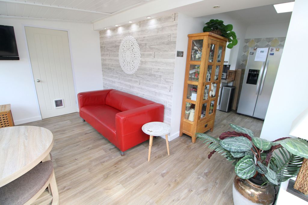 Additional image 9 of 2 bed bungalow for saleTudor Grove, Kinmel Bay LL18