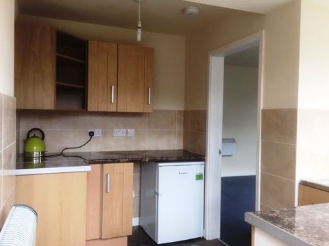Fairview Road, Wolverhampton WV11, Studio to rent