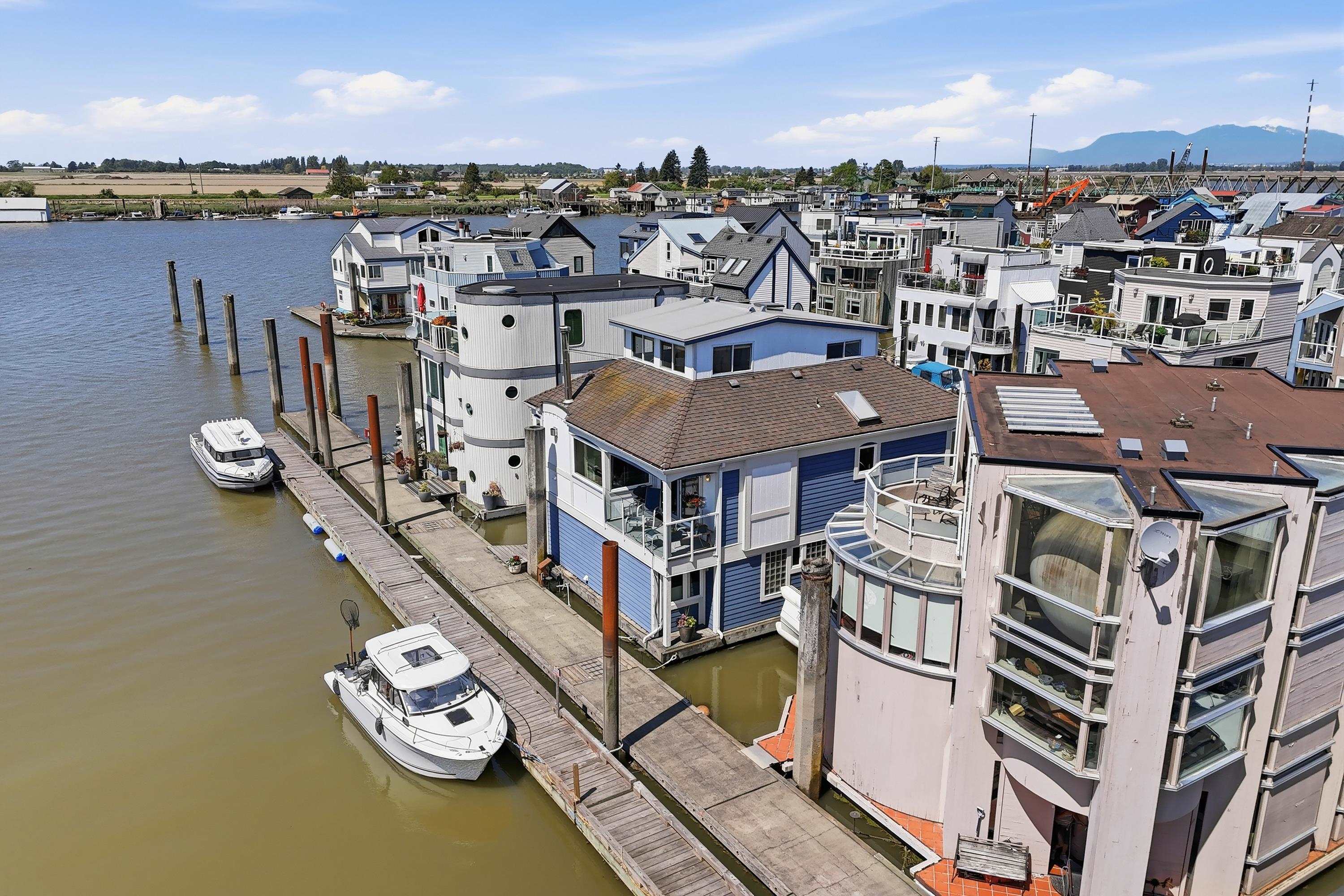 Additional image 2 of 5-3459 River Road W, Delta, BC, V4K 4Y6
