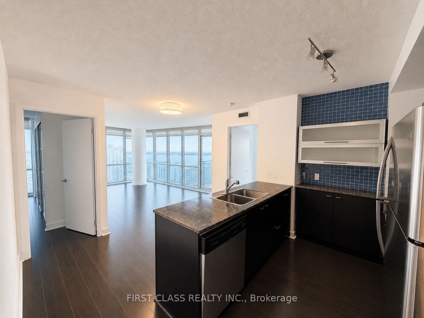 Additional image 4 of 3210-11 Brunel Court, Toronto, ON, M5V 3Y3