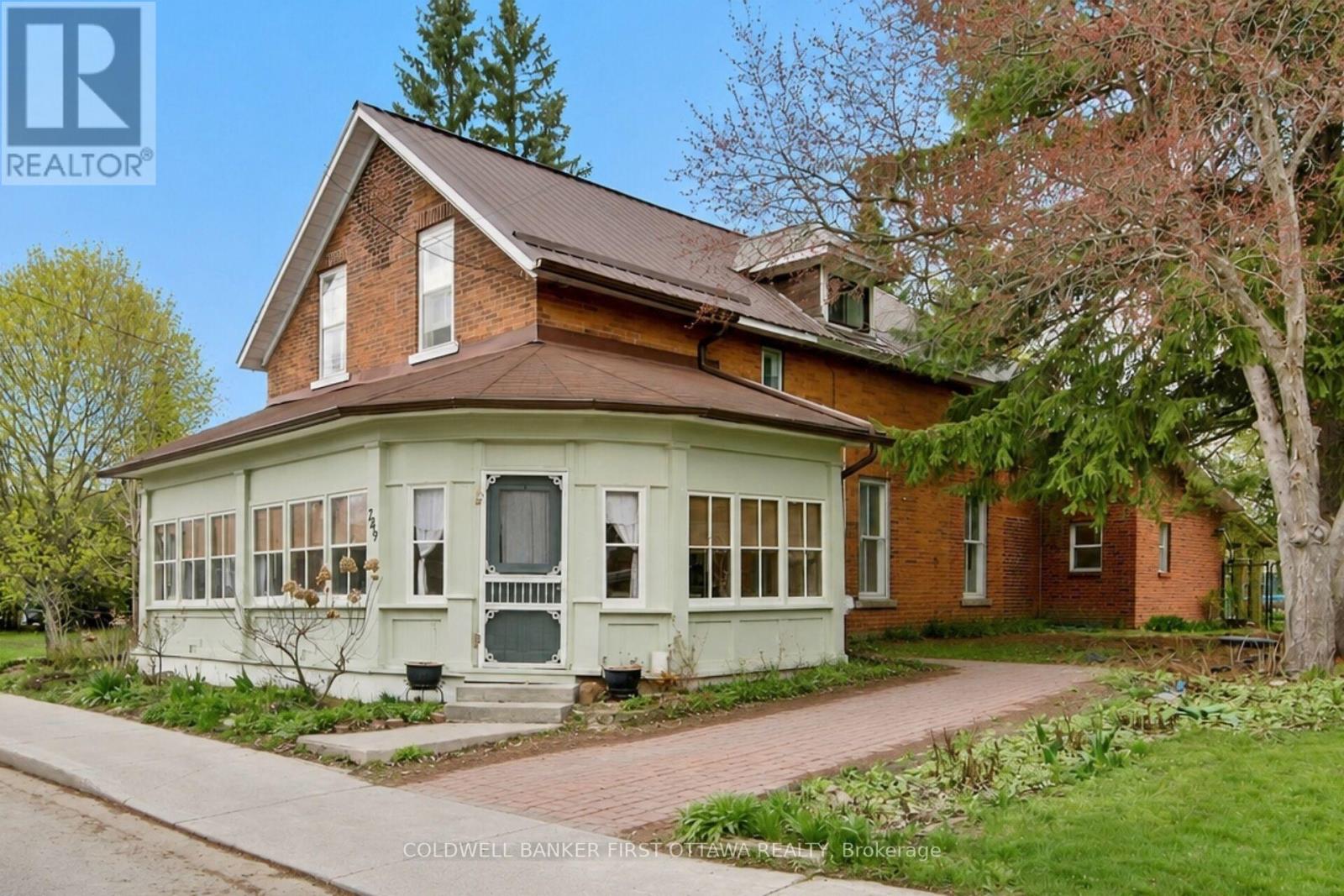 249 Country Street, Mississippi Mills, ON, K0A 1A0