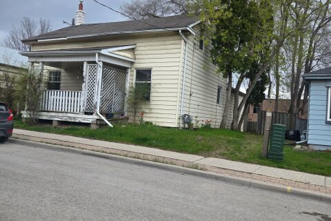 Additional image 2 of 451 Simcoe Street, Newmarket, ON, L3Y 2M5