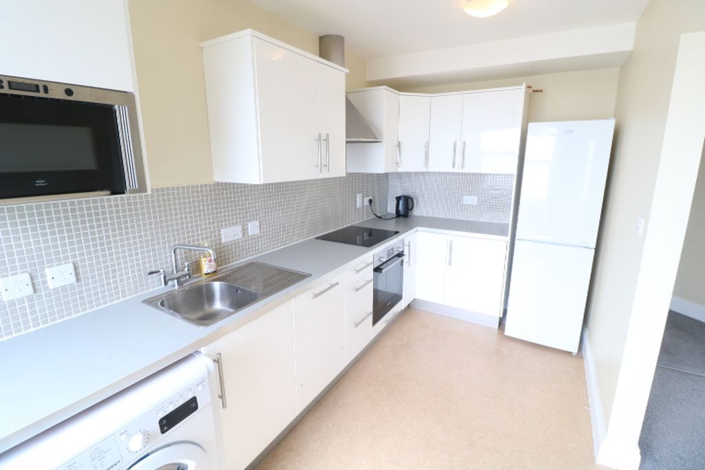 Additional image 5 of 2 bed flat to rentEmpire Terrace, Douglas IM2
