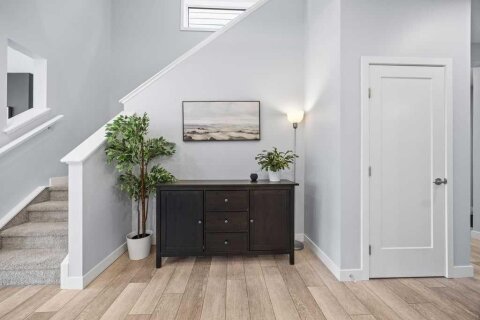 Additional image 8 of 338 Magnolia Way SE, Calgary, AB, T3M 3S6