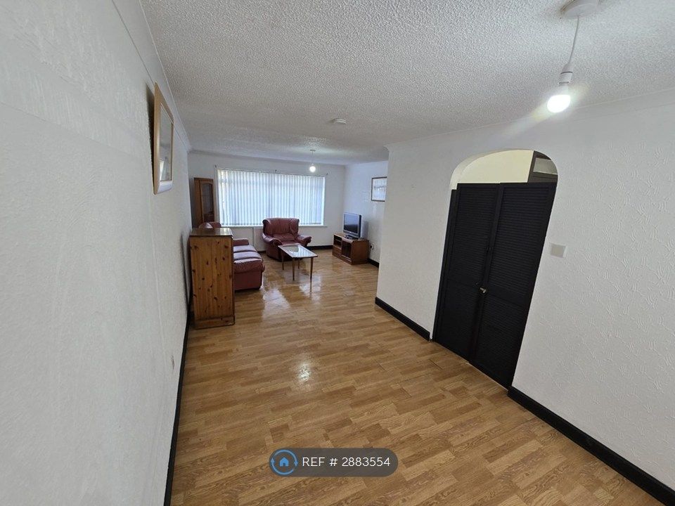 Additional image 3 of 3 bed terraced house to rentCarron Court, Cambuslang, Glasgow G72