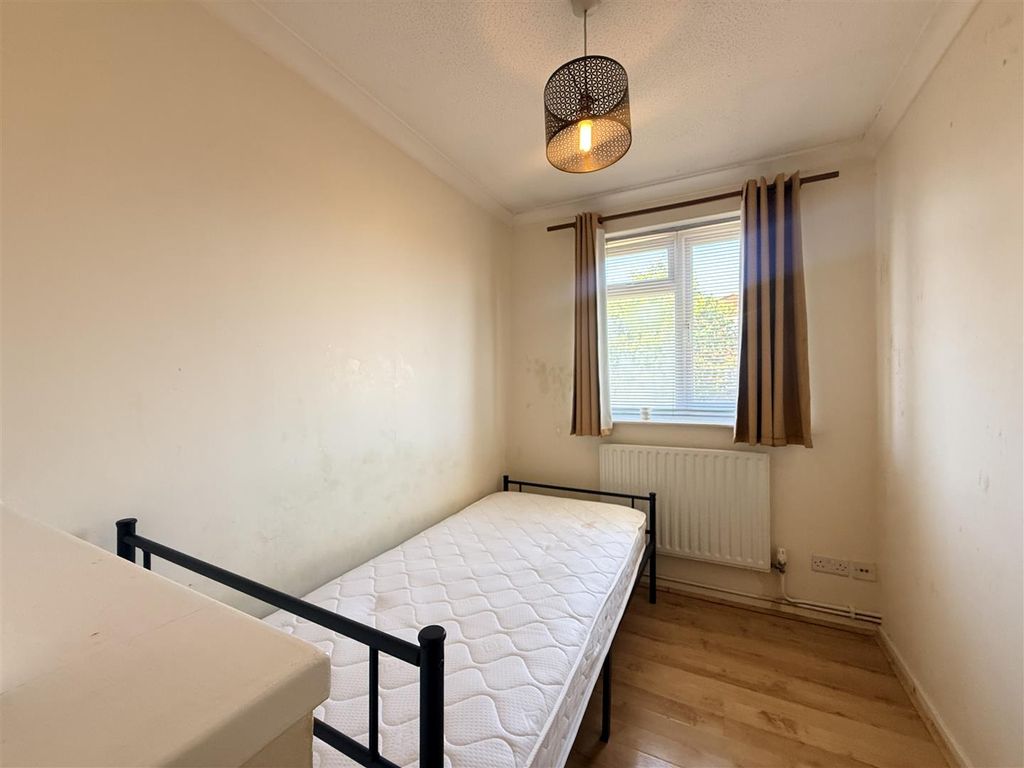 Additional image 5 of 2 bed terraced house to rentHogarth Crescent, London SW19