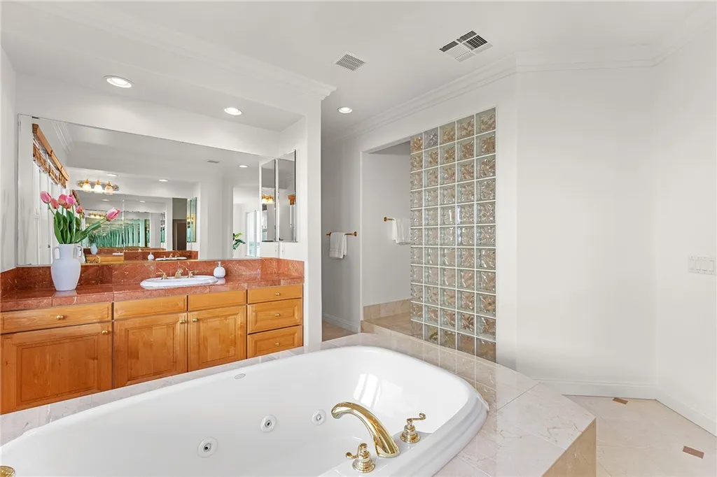 Additional image 32 of 5464 Shannon Ridge Ln, San Diego, CA 92130