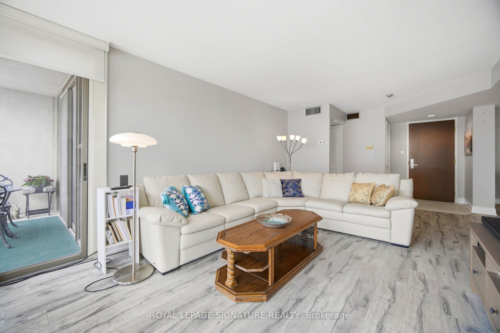 Additional image 6 of 3208-45 Kingsbridge Garden Circle, Mississauga, ON, L5R 3K4