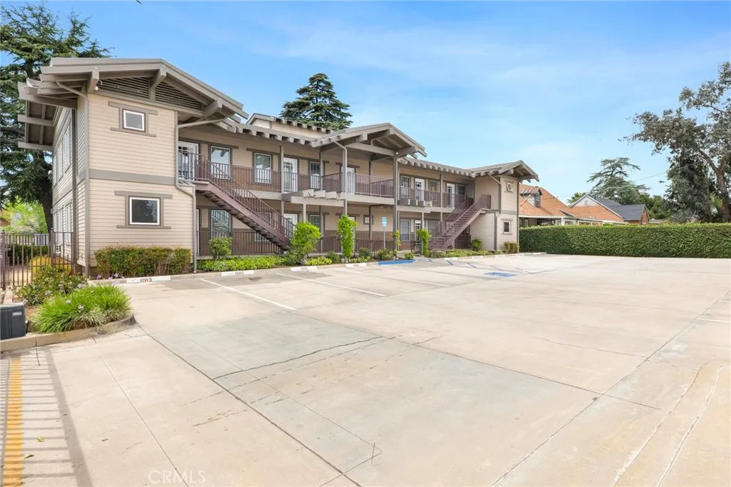 Additional image 7 of 437 N Riverside Ave, Rialto, CA 92376