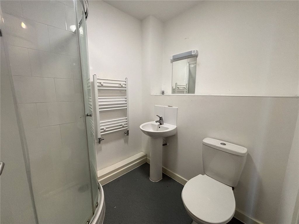 Additional image 2 of 9 bed flat to rentWellingborough Road, Northampton, Northamptonshire NN1