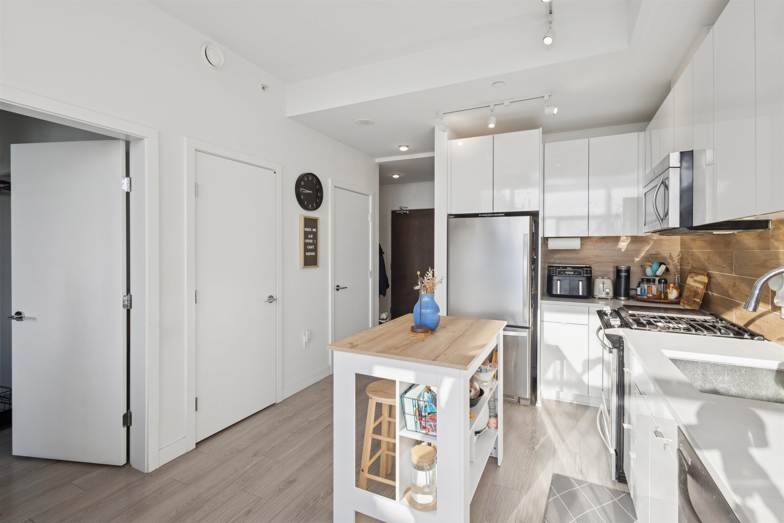 Additional image 5 of 208-200 Nelson's Crescent, New Westminster, BC, V3L 0H4