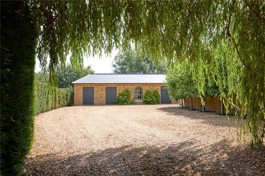 Additional image 11 of 6 bed detached house for saleSlapton, Towcester, Northamptonshire NN12