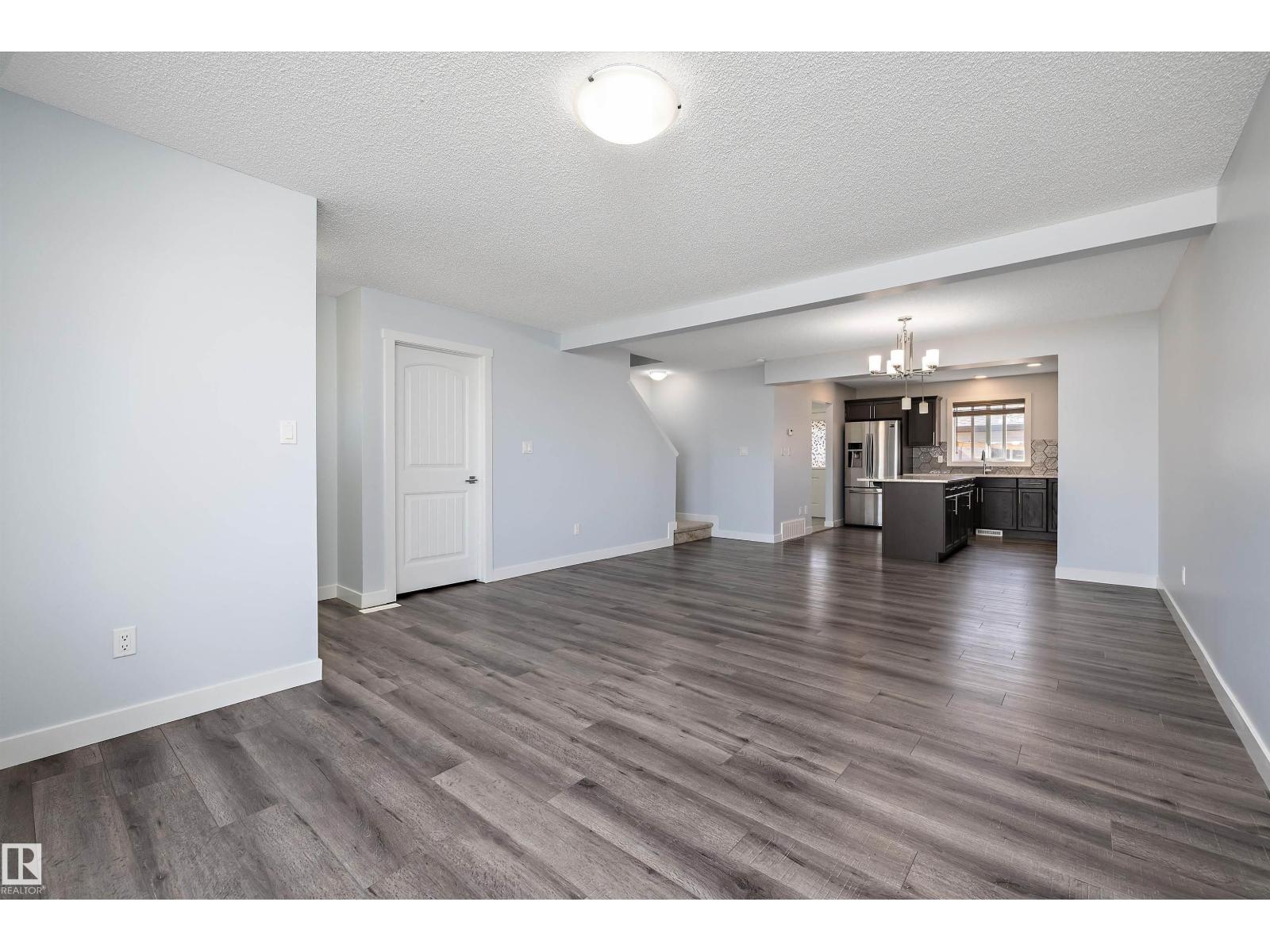 Additional image 6 of 2611 14 Avenue NW, Edmonton, AB, T6T2J2