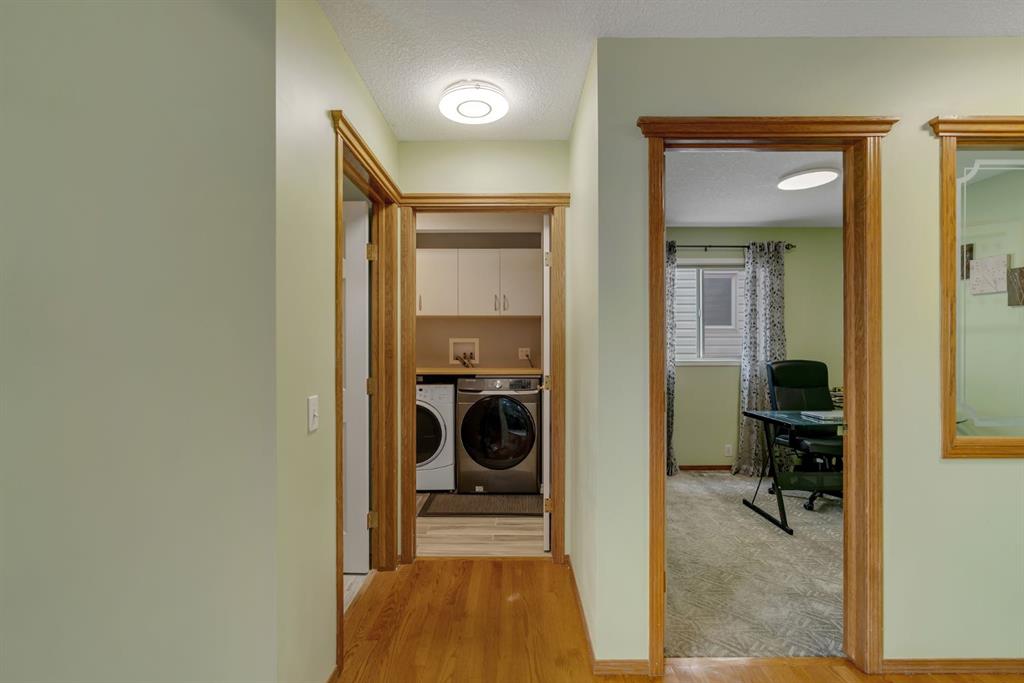 Additional image 3 of 206 Coral Keys Place NE, Calgary, AB, T3J 3W8