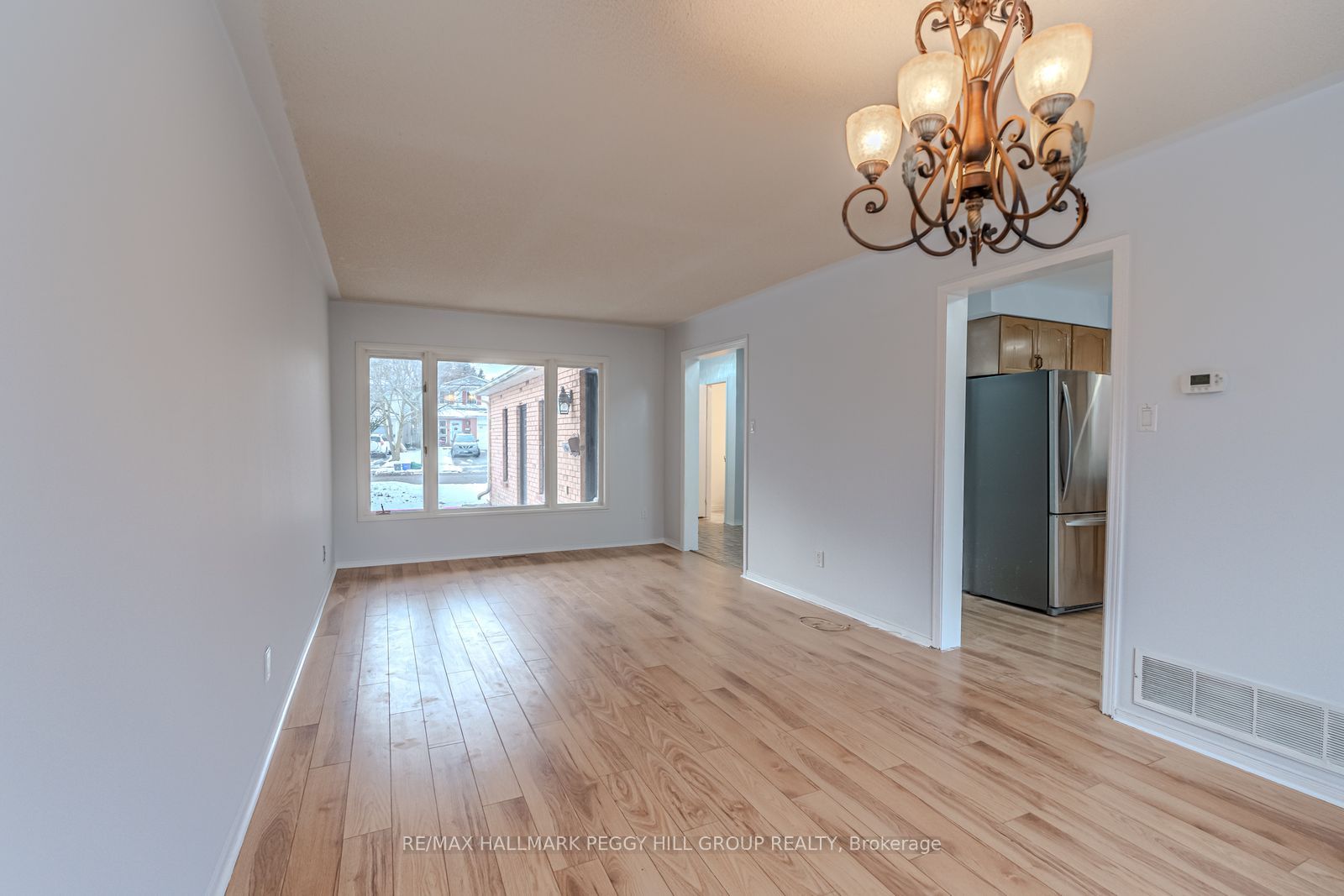 Additional image 4 of 111 Garden Drive, Barrie, ON, L4N 5T9