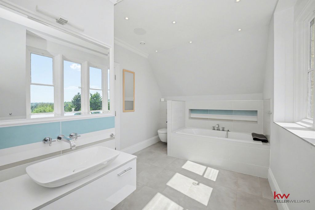 Additional image 16 of 5 bed penthouse for saleGoldings, Hertford SG14