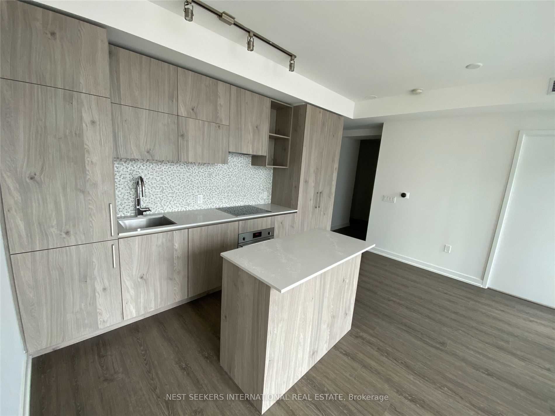 Additional image 3 of 1405-1 Yorkville Avenue, Toronto, ON, M4W 0B1
