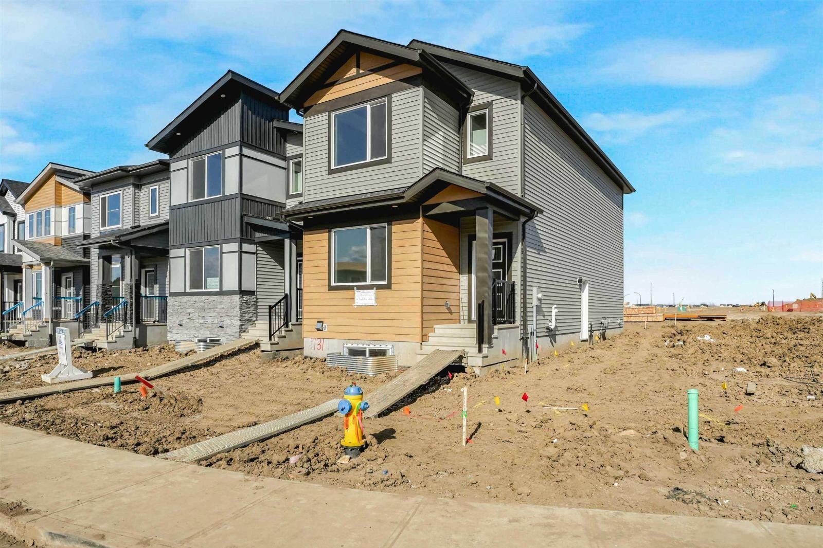 Additional image 8 of 731 30 Street SW, Edmonton, AB, T6X3M3