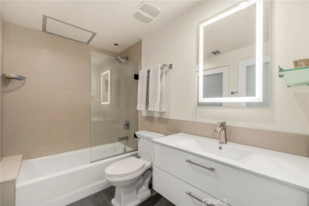 Additional image 42 of 939 S Broadway #1001, Los Angeles, CA 90015