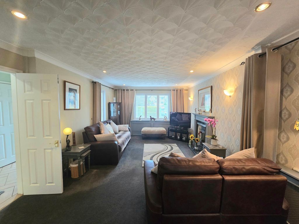 Additional image 4 of 4 bed detached house for saleLlys Briallen, Brackla CF31