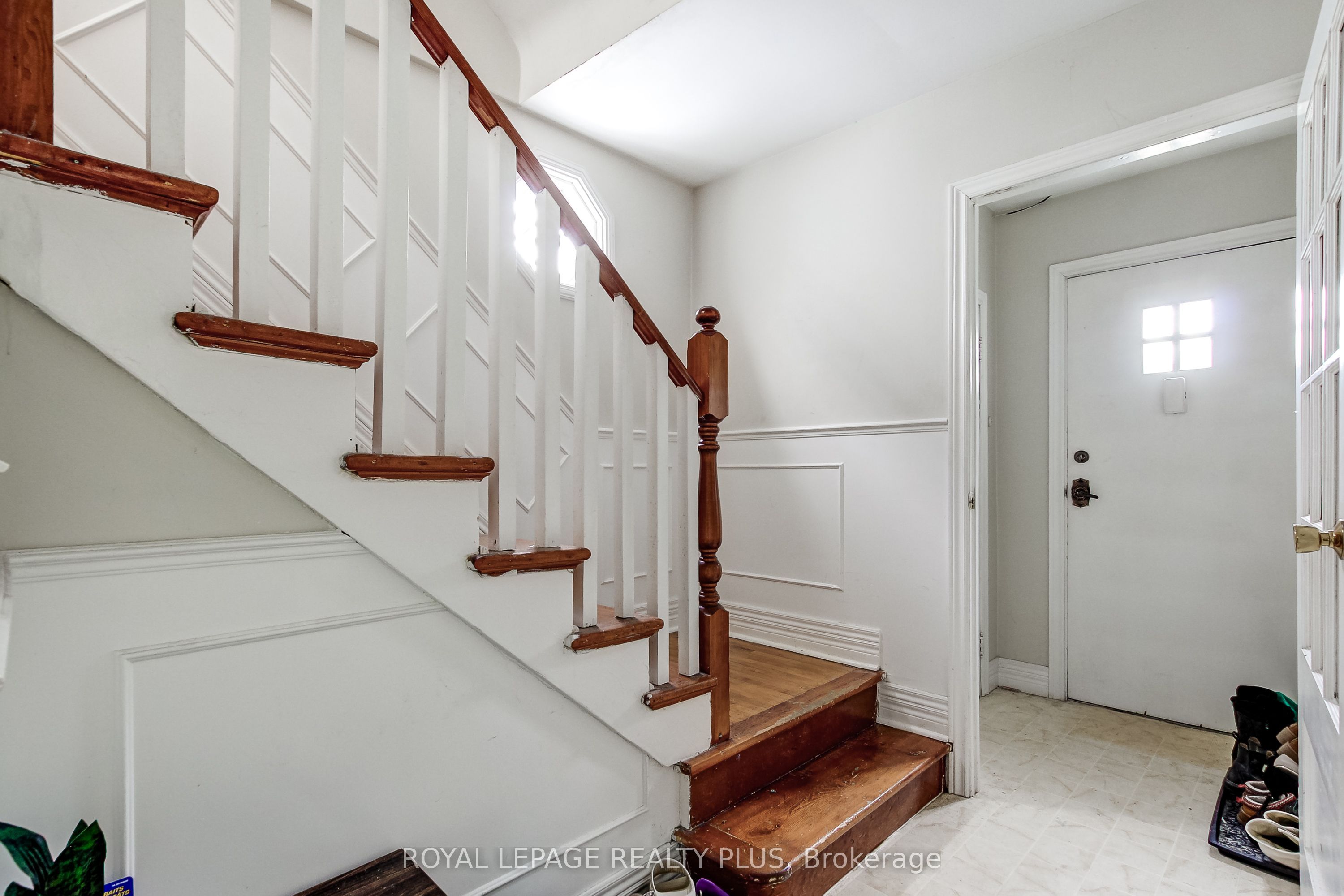Additional image 5 of 105 Hillview Street, Hamilton, ON, L8S 2Z4